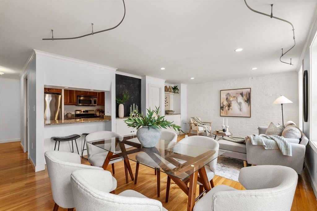 17 Bowdoin Street 4AB, Boston, MA 02114