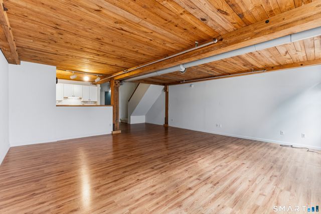 68 Thermos Avenue 223B, Norwich, CT 06360
