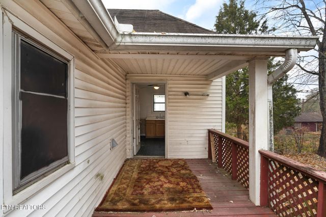 427 E Oak Hill Ave, Knoxville, TN 37917