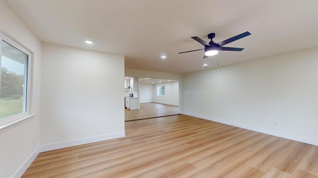 11850 Topper Road, Madera, CA 93636