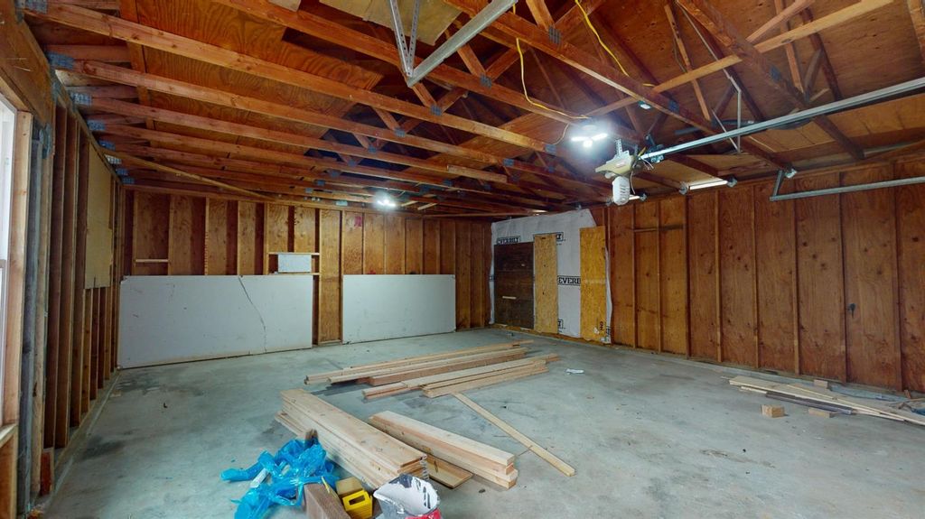 Image 18 of property listing at 11850 Topper Road, Madera, CA 93636