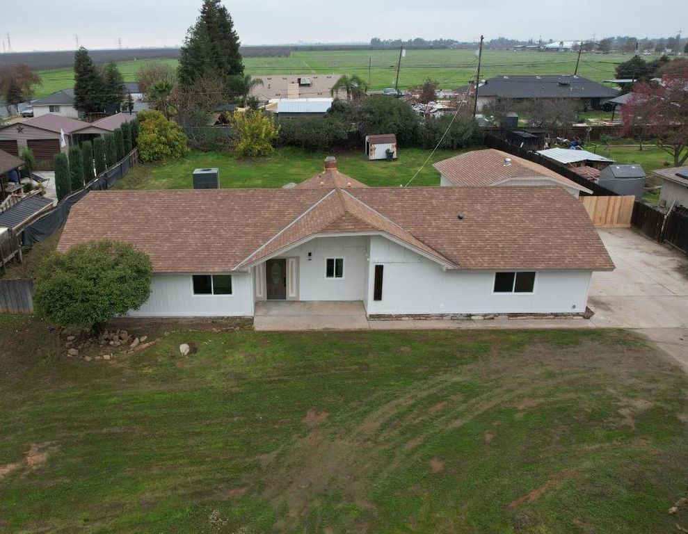 Image 28 of property listing at 11850 Topper Road, Madera, CA 93636