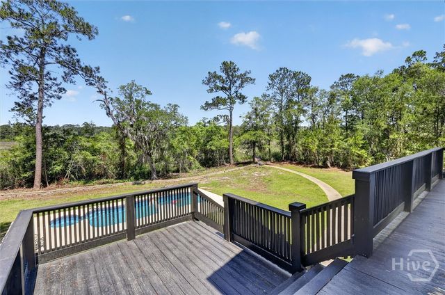 447 Sterling Woods Drive, Richmond Hill, GA 31324