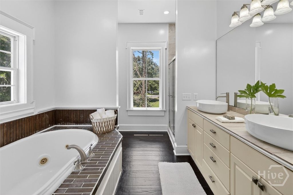 Image 20 of property listing at 447 Sterling Woods Drive, Richmond Hill, GA 31324