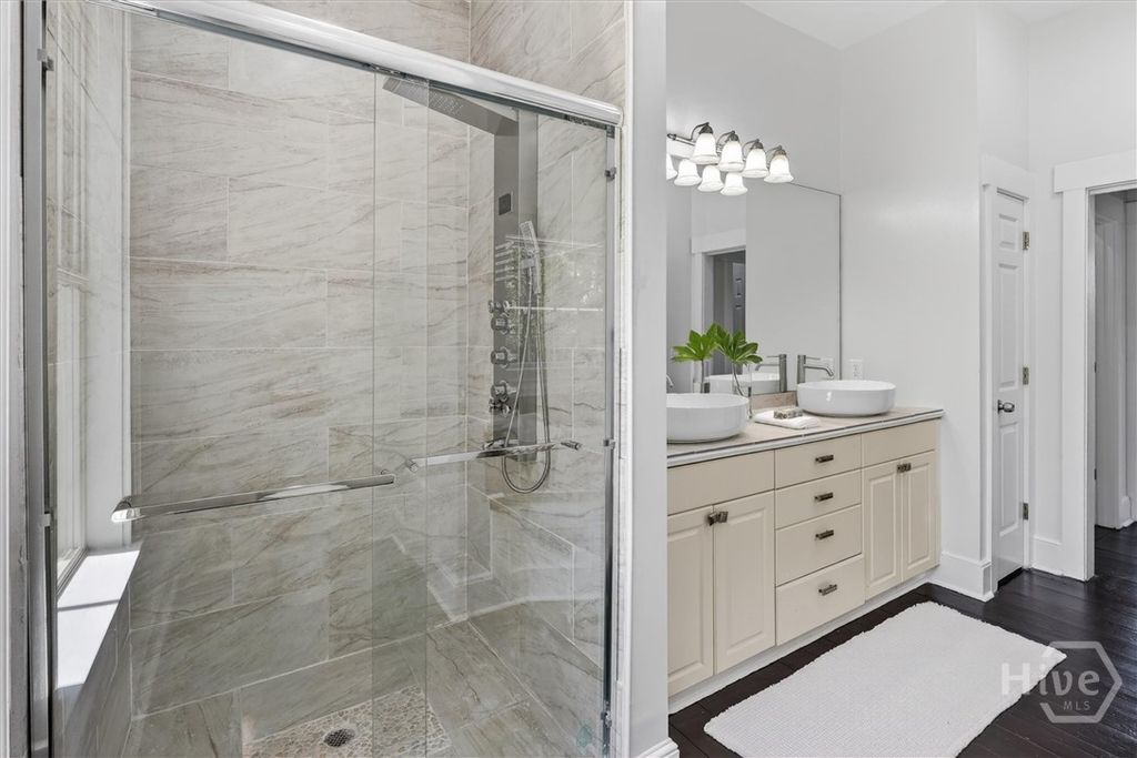 Image 21 of property listing at 447 Sterling Woods Drive, Richmond Hill, GA 31324