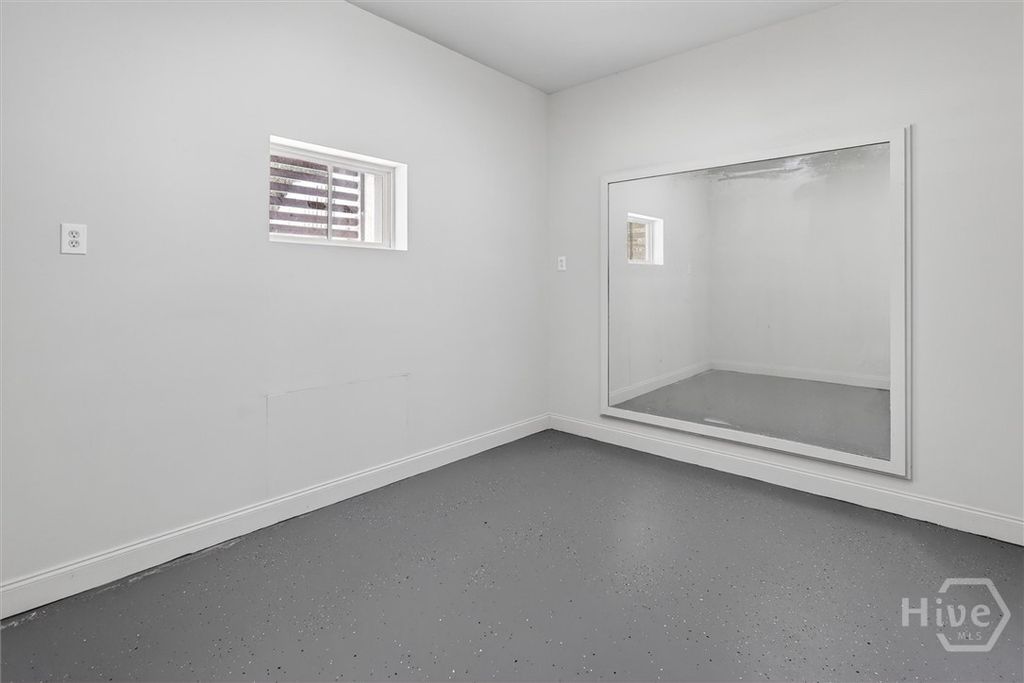 Image 41 of property listing at 447 Sterling Woods Drive, Richmond Hill, GA 31324