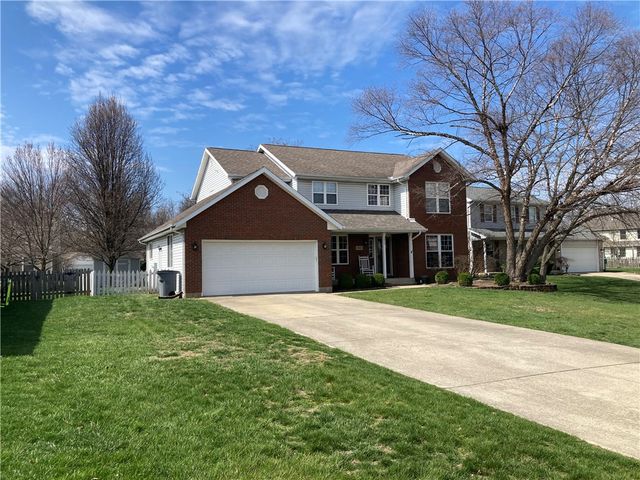 2882 Red Oak Circle, Troy, OH 45373
