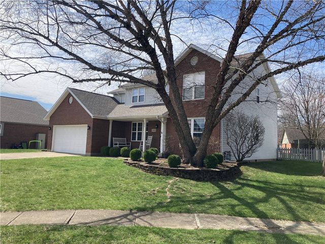 2882 Red Oak Circle, Troy, OH 45373
