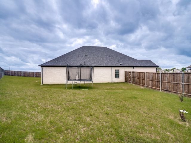 439 Cyprus Grove, Lavon, TX 75166