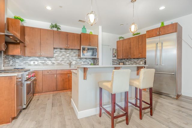 1 Roebling Way, 304, Covington, KY 41011