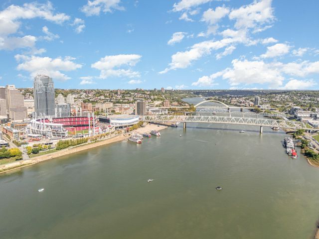 1 Roebling Way, 304, Covington, KY 41011