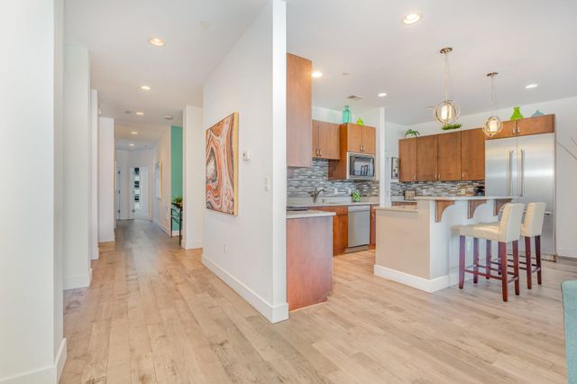1 Roebling Way, 304, Covington, KY 41011
