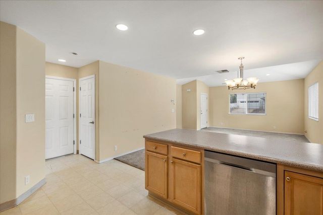 27 Waihili Pl, Kihei, HI 96753