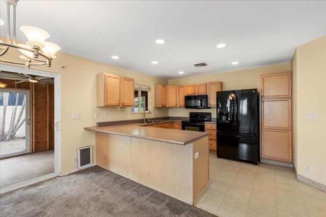 27 Waihili Pl, Kihei, HI 96753