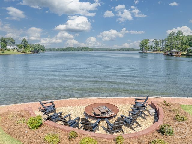 140 Silver Birch Lane NE, Milledgeville, GA 31061