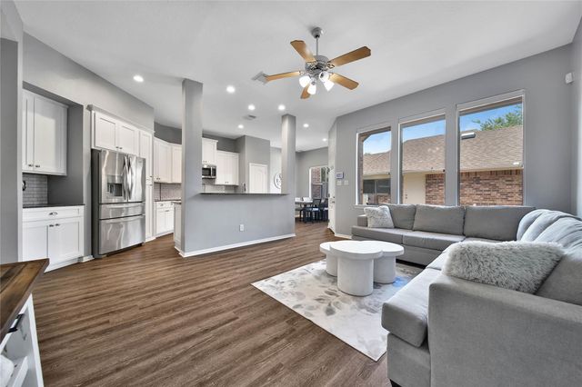17907 Clover Hill, Houston, TX 77094