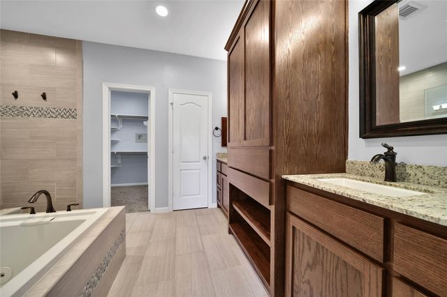 17907 Clover Hill, Houston, TX 77094
