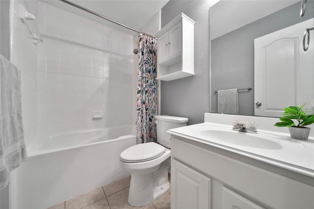 17907 Clover Hill, Houston, TX 77094