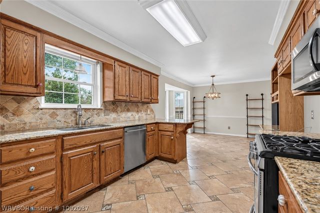 2308 Crosshill Road, Fort Smith, AR 72908