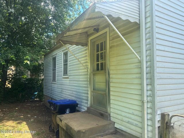 1421 Earl Ave, Louisville, KY 40215