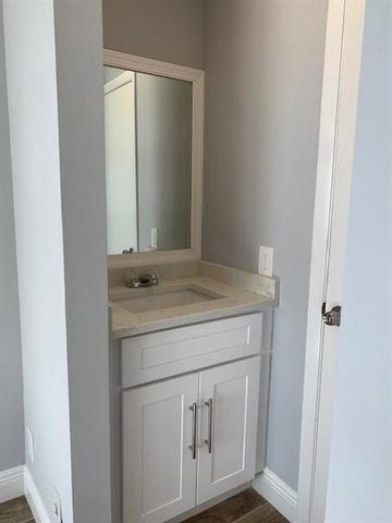 125 SW 3rd Street, Pompano Beach, FL 33060