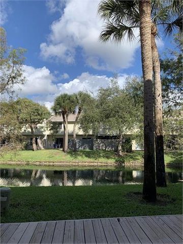 125 SW 3rd Street, Pompano Beach, FL 33060