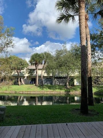 125 SW 3rd Street, Pompano Beach, FL 33060