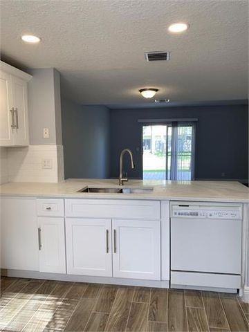 125 SW 3rd Street, Pompano Beach, FL 33060