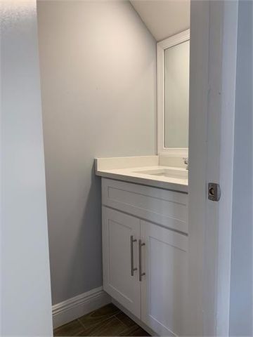 125 SW 3rd Street, Pompano Beach, FL 33060