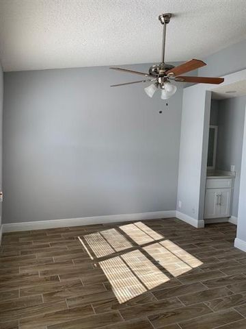 125 SW 3rd Street, Pompano Beach, FL 33060