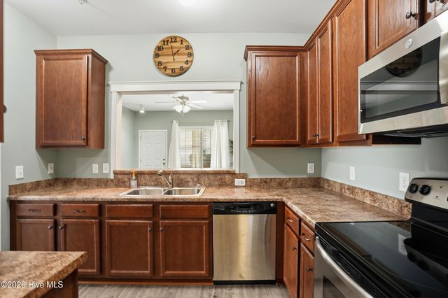 115 Covil Avenue Unit 102, Wilmington, NC 28403