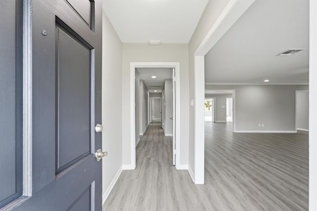 114 Caldwell Street, Baytown, TX 77520