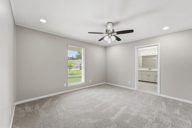 114 Caldwell Street, Baytown, TX 77520