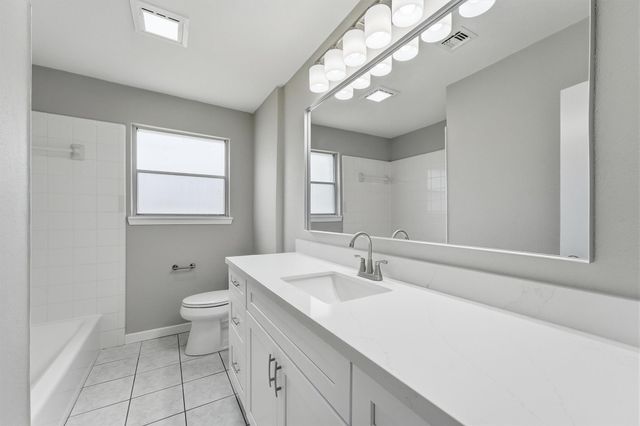 114 Caldwell Street, Baytown, TX 77520