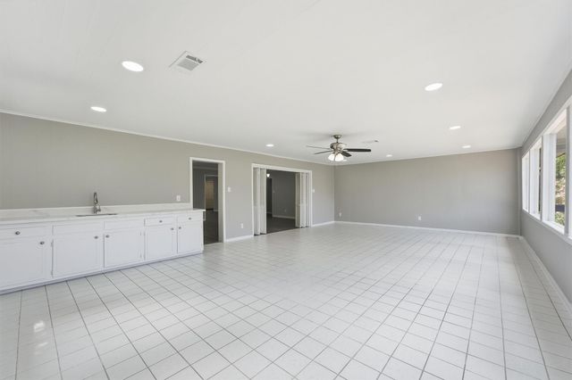 114 Caldwell Street, Baytown, TX 77520