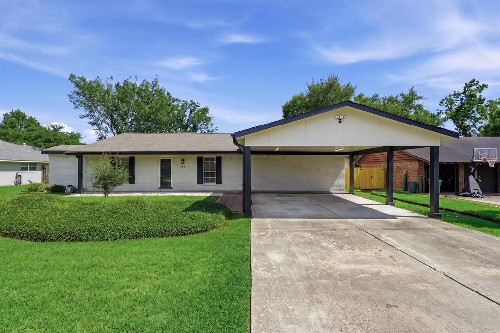 114 Caldwell Street, Baytown, TX 77520