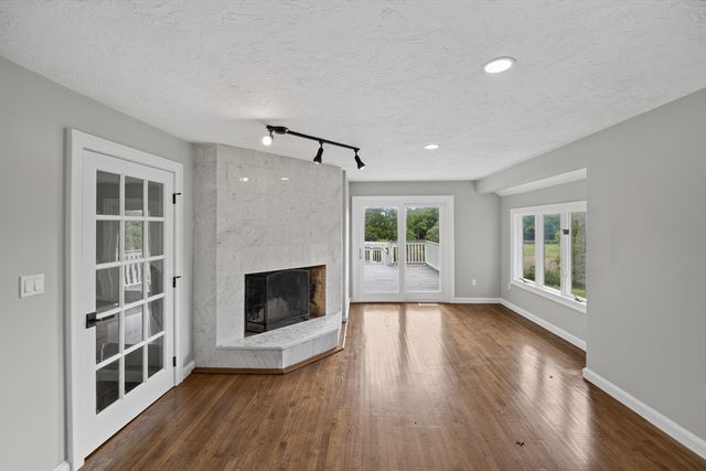 199 John Wise Avenue, Essex, MA 01929
