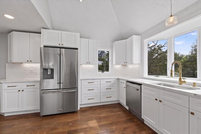 199 John Wise Avenue, Essex, MA 01929