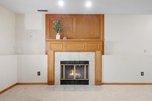 10283 Lee Drive, Eden Prairie, MN 55347