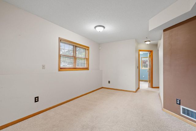 10283 Lee Drive, Eden Prairie, MN 55347