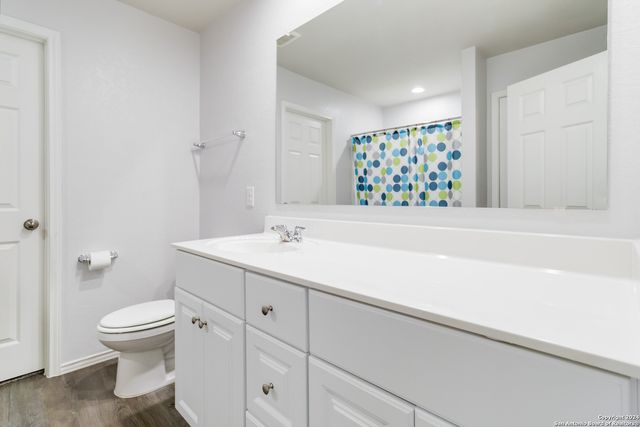 4502 Heathers Rose, St Hedwig, TX 78152