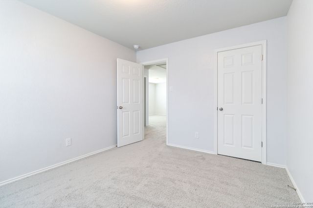 4502 Heathers Rose, St Hedwig, TX 78152