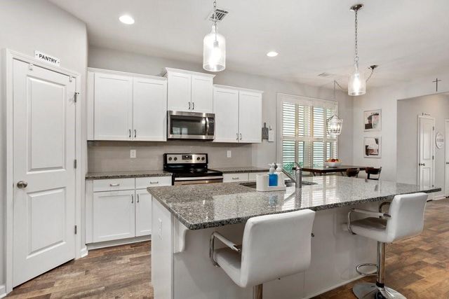 6115 Stella Light Drive, Flowery Branch, GA 30542