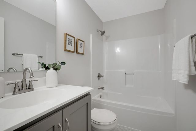 5363 178th Street W, Lakeville, MN 55044