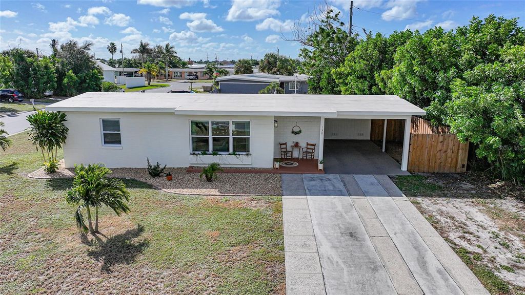 130 PALMETTO CIRCLE NE, Port Charlotte, FL 33952