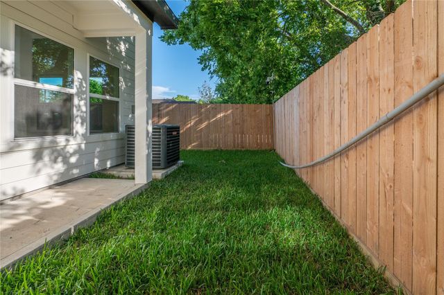 7930 Corinth Street, Houston, TX 77051