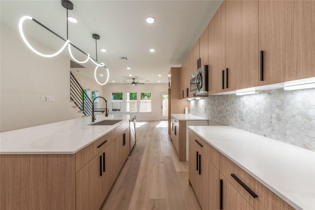 7930 Corinth Street, Houston, TX 77051
