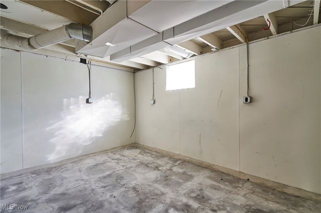 867 Battles Avenue, Akron, OH 44314