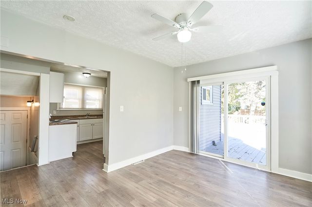 867 Battles Avenue, Akron, OH 44314