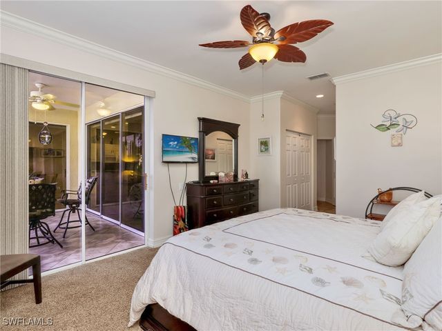 800 Carrick Bend CIR 102, Naples, FL 34110